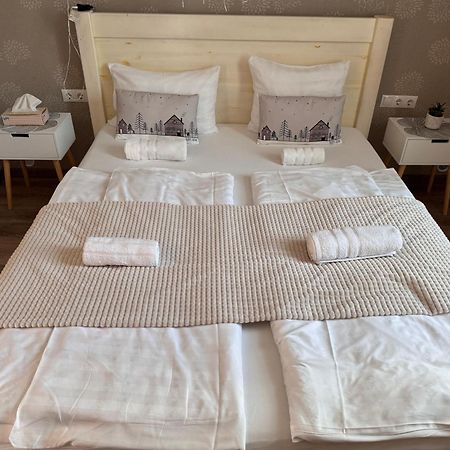 Ferienwohnung Safit-Mandala Mosonmagyaróvár Exterior foto