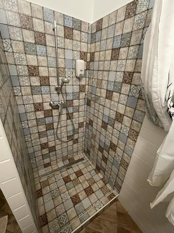 Ferienwohnung Safit-Mandala Mosonmagyaróvár Exterior foto