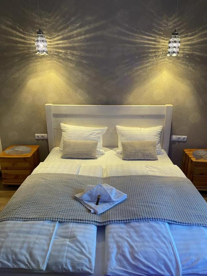 Ferienwohnung Safit-Mandala Mosonmagyaróvár Exterior foto