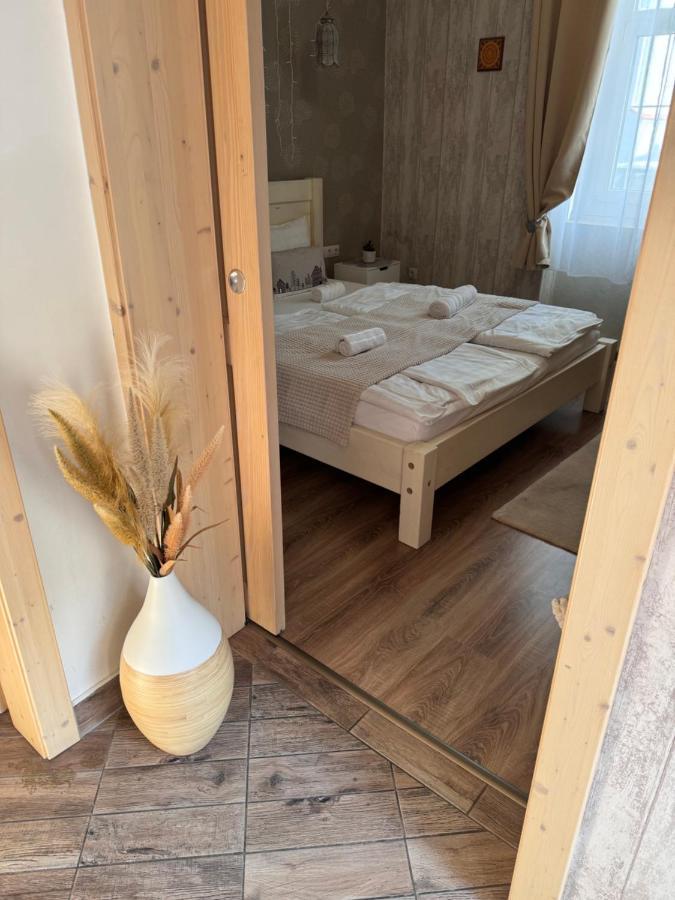 Ferienwohnung Safit-Mandala Mosonmagyaróvár Exterior foto