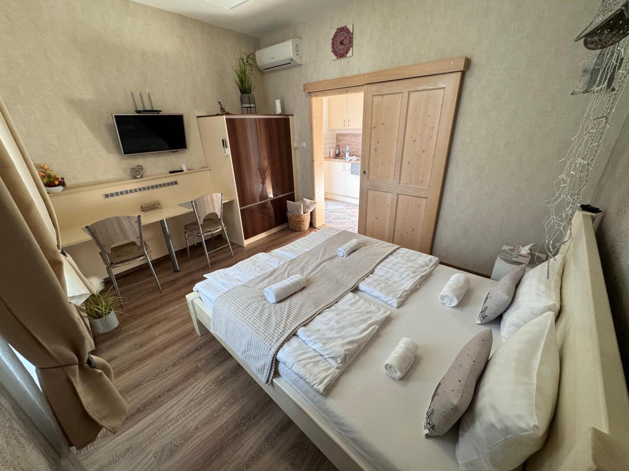 Ferienwohnung Safit-Mandala Mosonmagyaróvár Exterior foto